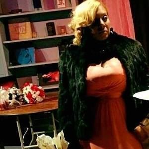 Meet your Posher, Janelle